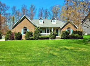 1057 Park Ledge Dr, Macedonia, OH 44056