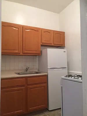 Rented by Landmark Real Estate | media 11