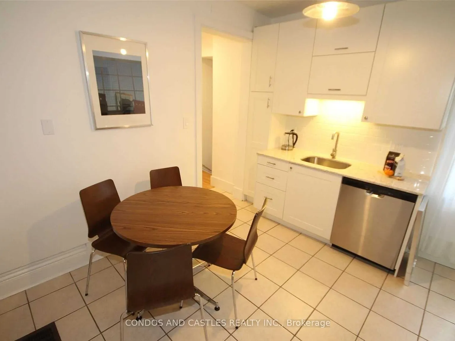 2 bed, $2,600 — Photo 4