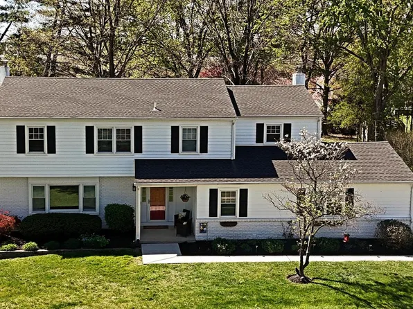 1608 S Crescent Blvd, Yardley, PA 19067