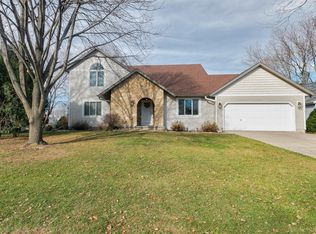 1564 Boulder Way, Sun Prairie, WI 53590