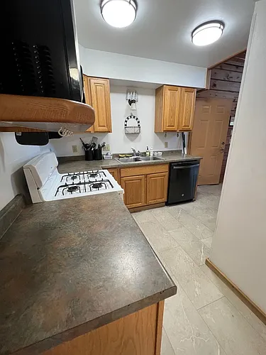329 Hilltop Ct Photo 1