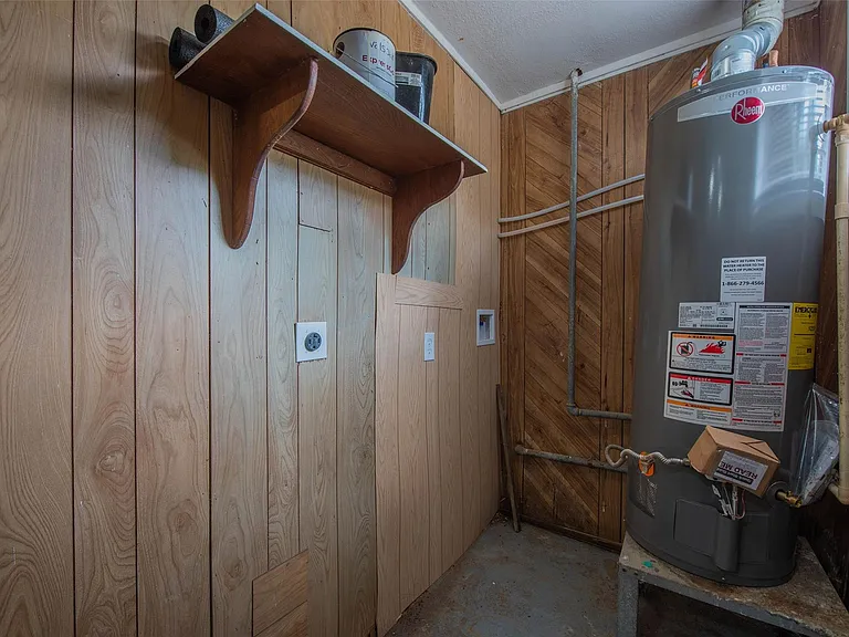 5206 Avenue M — Photo 26
