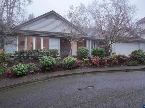 2074 Southampton Ct SE, Salem, OR 97302