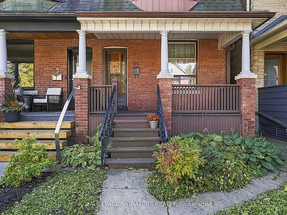 2nd image of 7 Geoffrey St