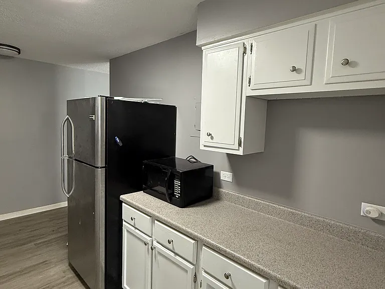 2900 Mitchell Dr #7 — Photo 7