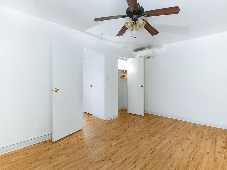 5426 Fifth Avenue — Photo 112