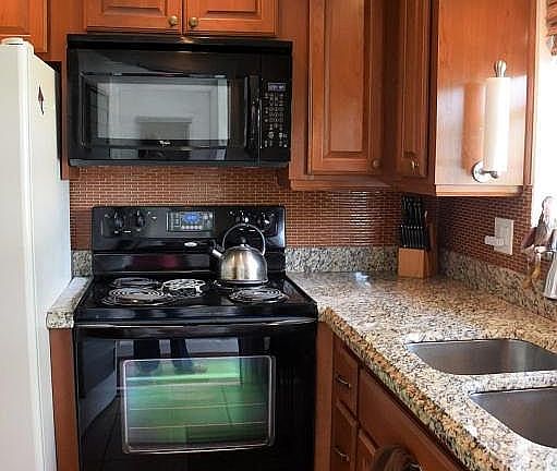 3rd image of 331 Tequesta Dr APT 125