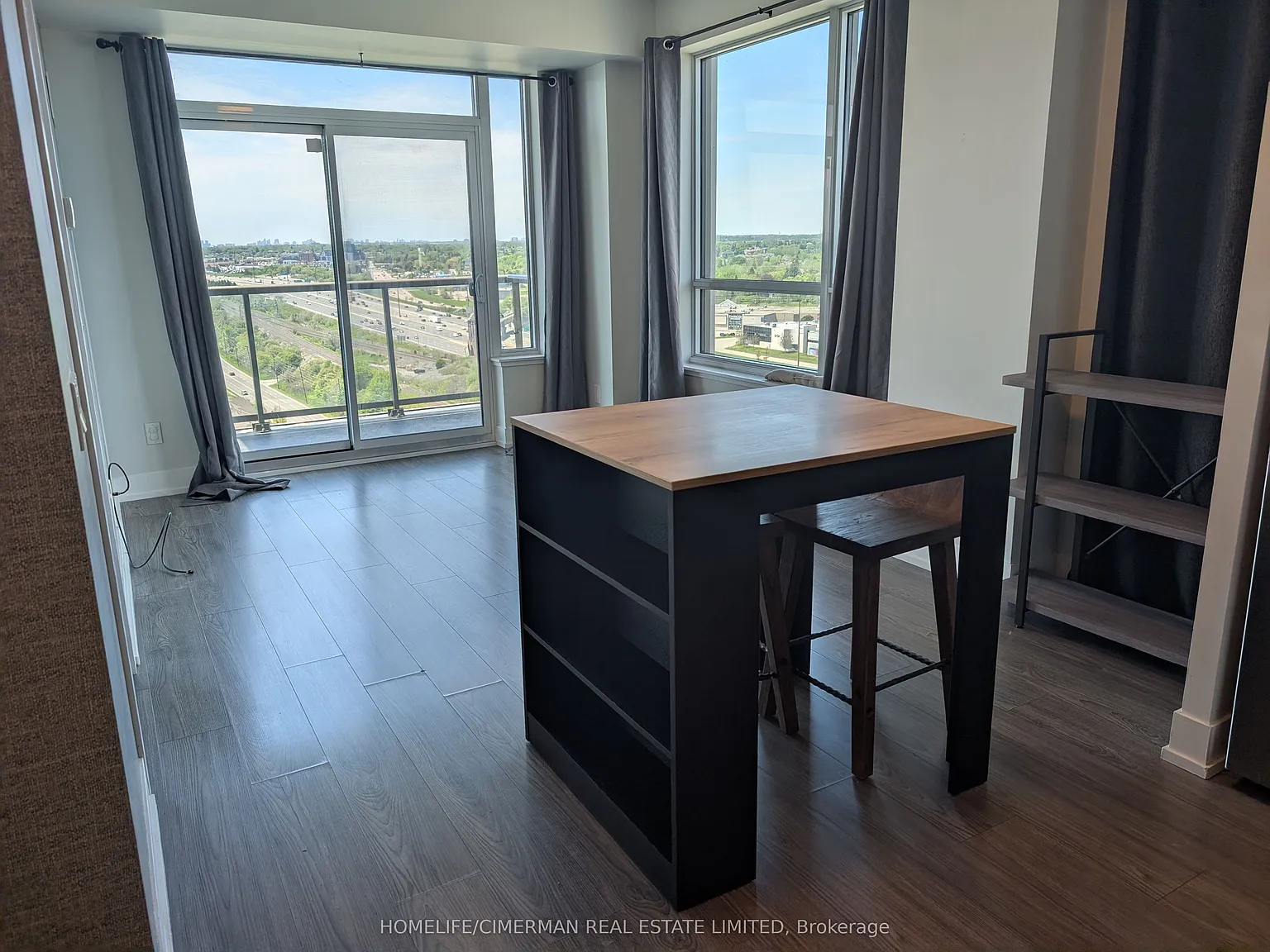 2 bed, $2,790 — Photo 4