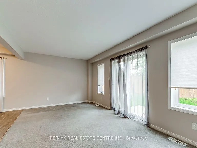 50 Pinnacle Dr #23 — Photo 5