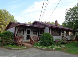 32 Pleasant Hill Dr, Norridgewock, ME 04957