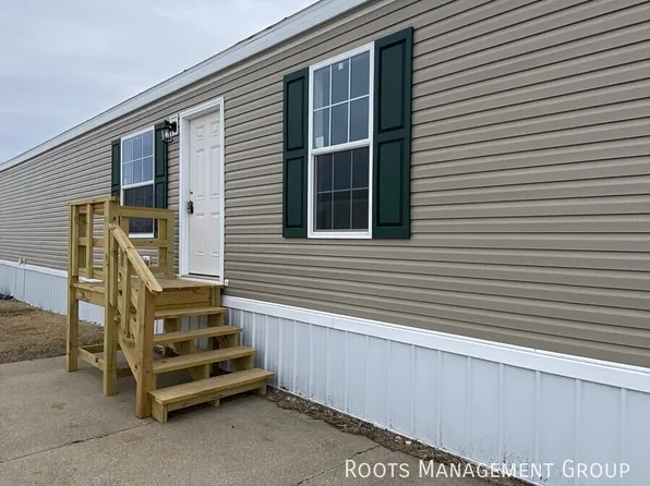 1010 Reservation Rd, Hays, KS