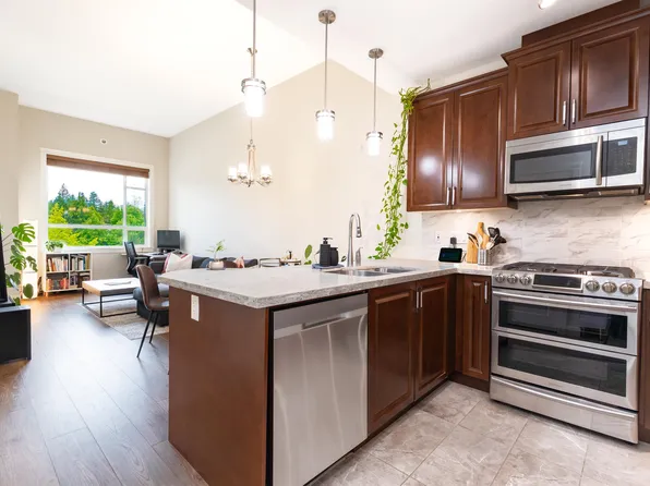 14588 McDougall Dr #511, Surrey, BC V4P 0G7