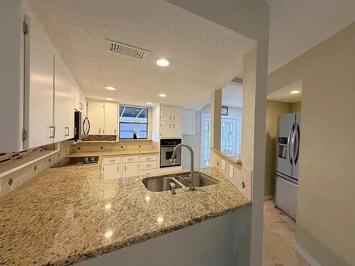 1725 Ashland Ave — Photo 6