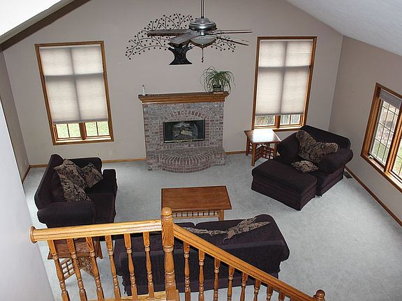 3rd image of 4711 Browning Ct