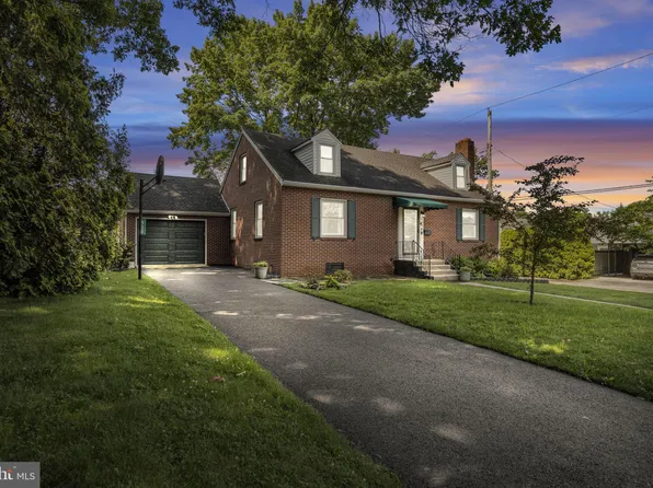 930 Nelson St, Chambersburg, PA 17201
