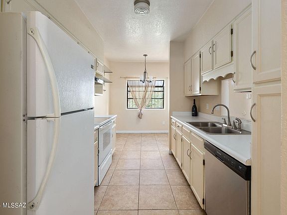 3rd image of 9002 E Calle Diego