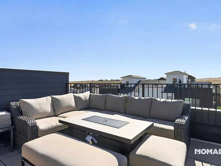 9695 Browns Peak Cir — Photo 29