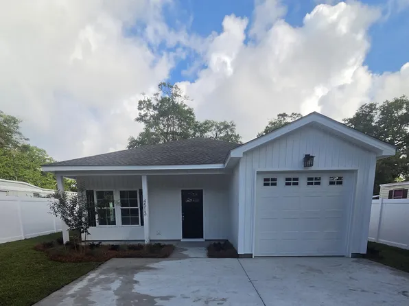 4513 Pelican St., North Myrtle Beach, SC 29582