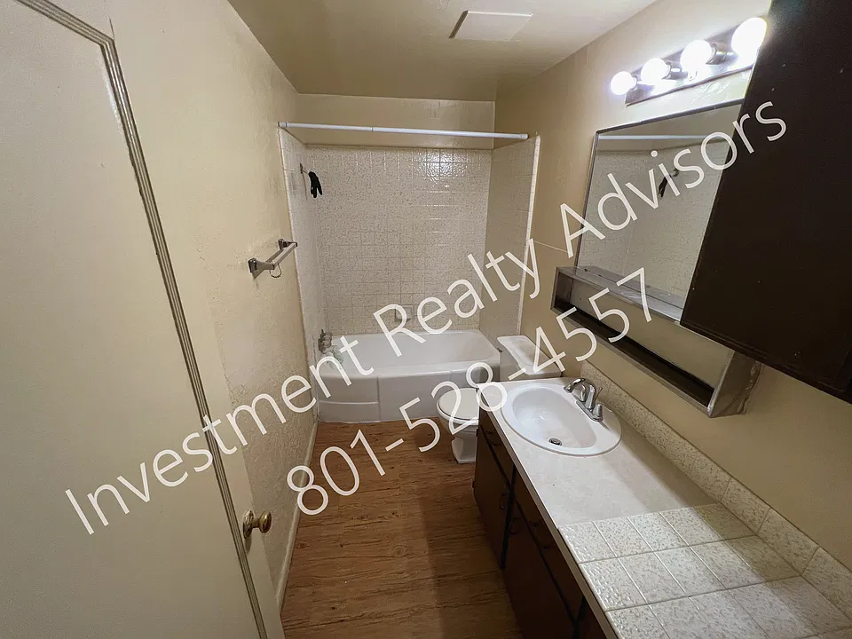 IMG_5511 watermark_12212023