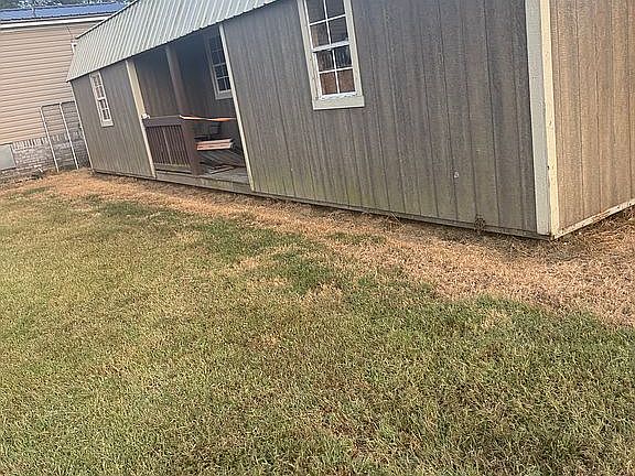 4th image of 33601 Sexton Creek Rd