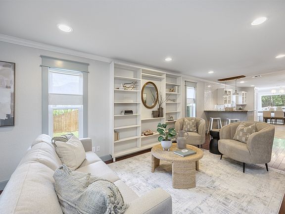5th image of 1008 Sherman St