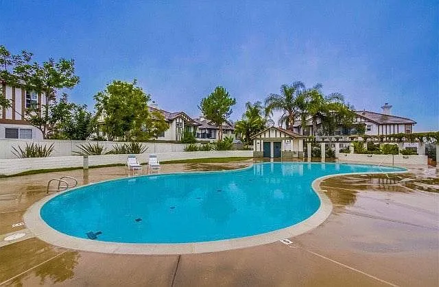 613 Sweet Pea Pl — Photo 3
