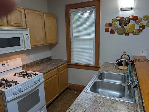 213 Dana Ave — Photo 18