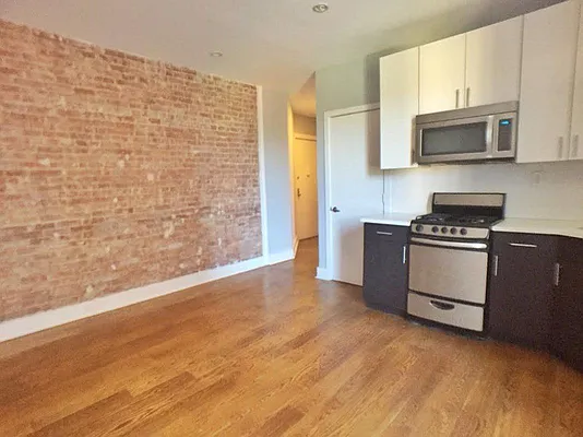 Rented by Trion Real Estate Management | media 4