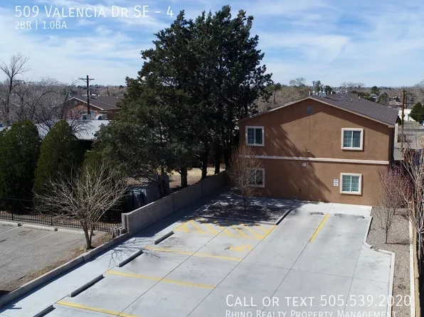 509 Valencia Dr SE #4, Albuquerque, NM 87108