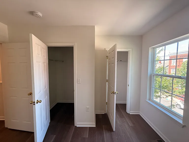 739 Centre St — Photo 19