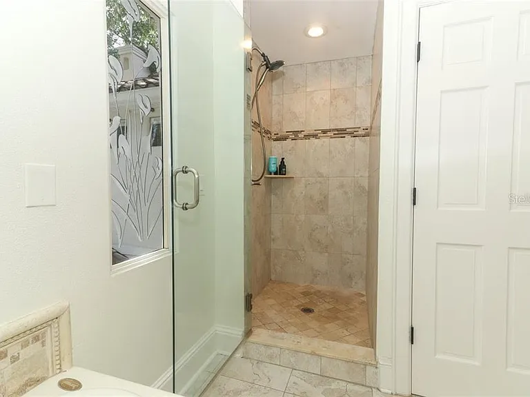 1442 Palm Ave — Photo 15