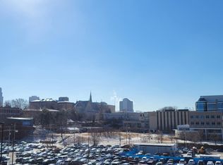 ViewHouse Apartments, Omaha, NE 68131