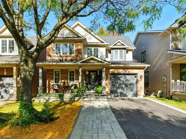 5566 Thorn Ln, Burlington, ON L7L 6V8