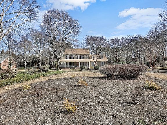 1.08 acre Cul-de-sac lot 