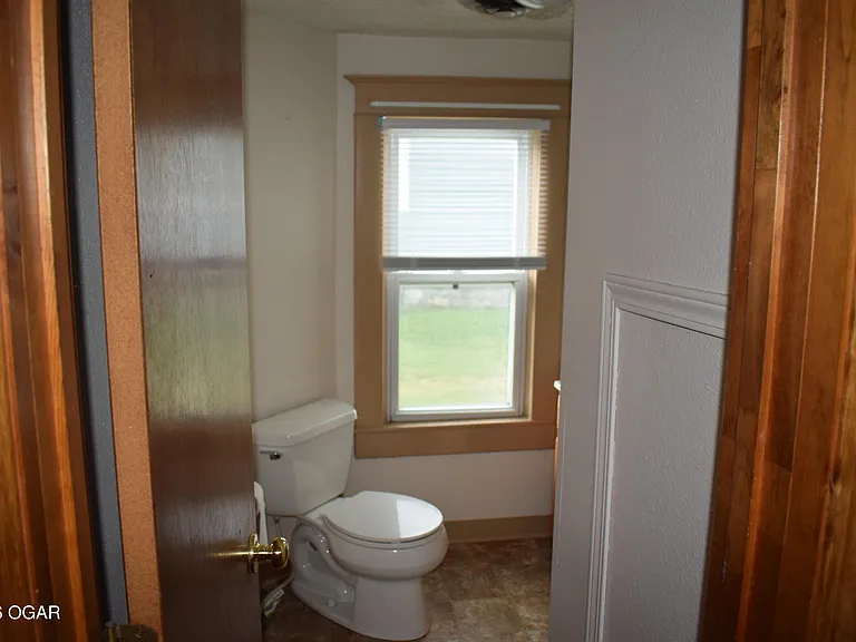 2013 Virginia Ave S — Photo 8