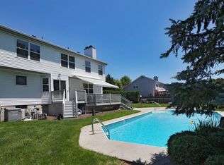 216 Jon St, Old Bridge, NJ 08857