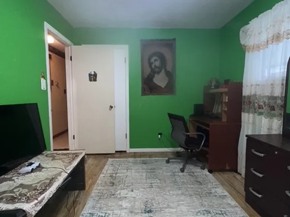 644 Avenue A image 7 of 15