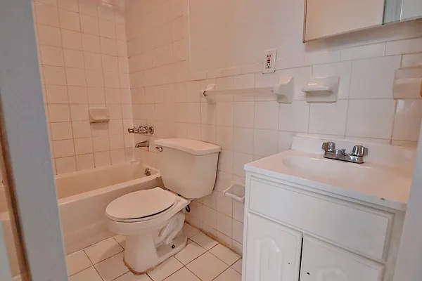 Rented by Compass | media 17