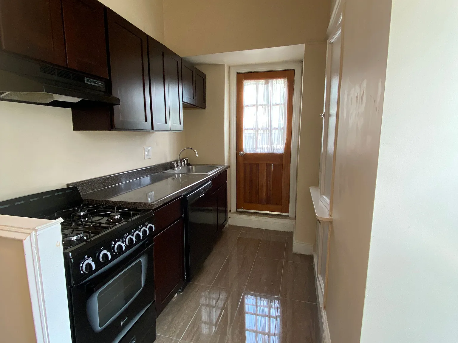 3723 Spring Garden Street — Photo 3