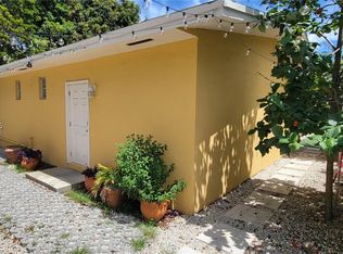 985 SW 10th St #4, Miami, FL 33130