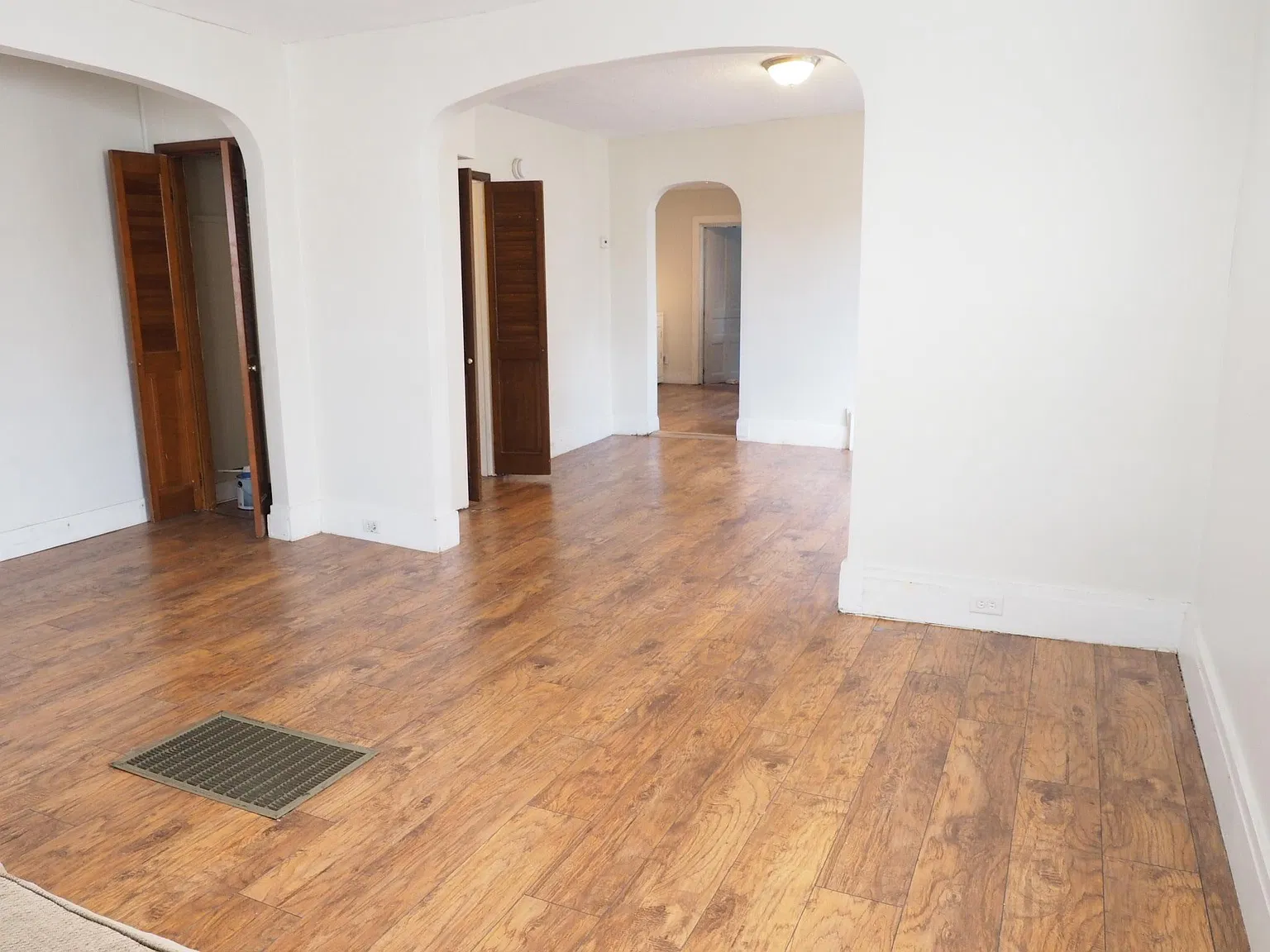 1 bed, 997 sqft, $1,450 — Photo 3