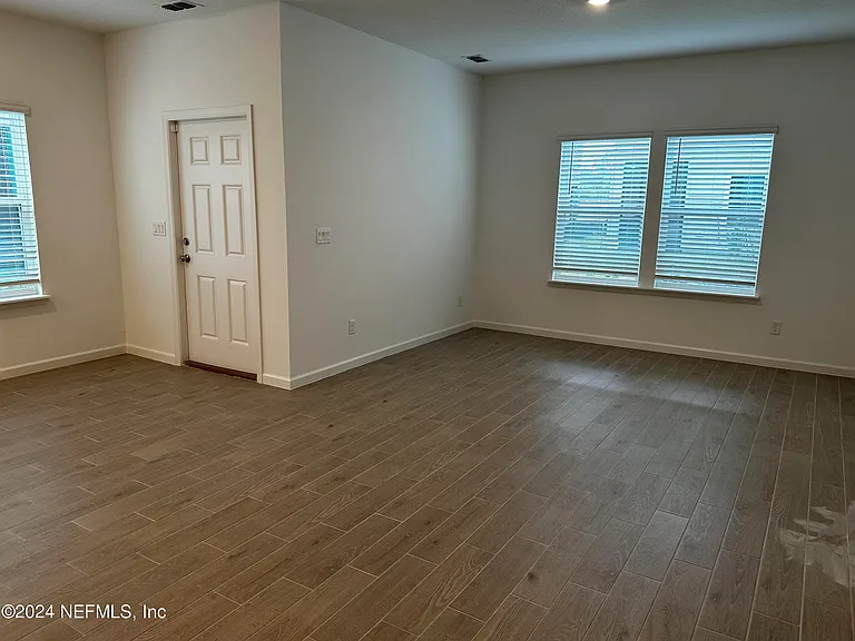 4387 Leeward Breeze Loop — Photo 8