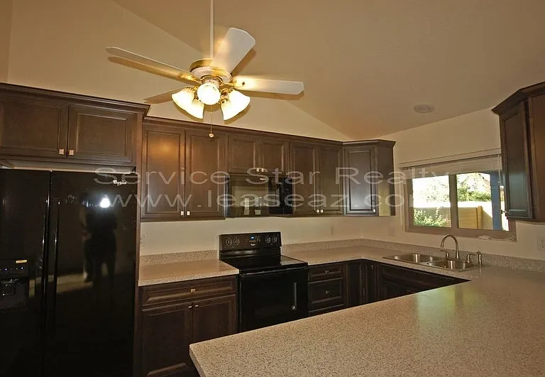 7247 S Alder Dr — Photo 5