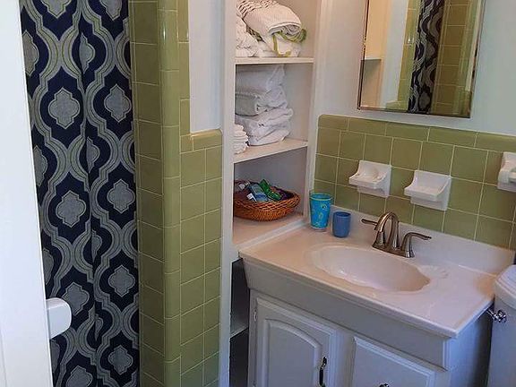 4th image of 1416 Sunnyside Dr