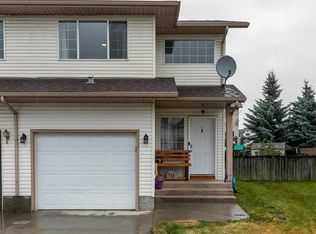 116 S Quigley Close, Cochrane, AB T4C1S4