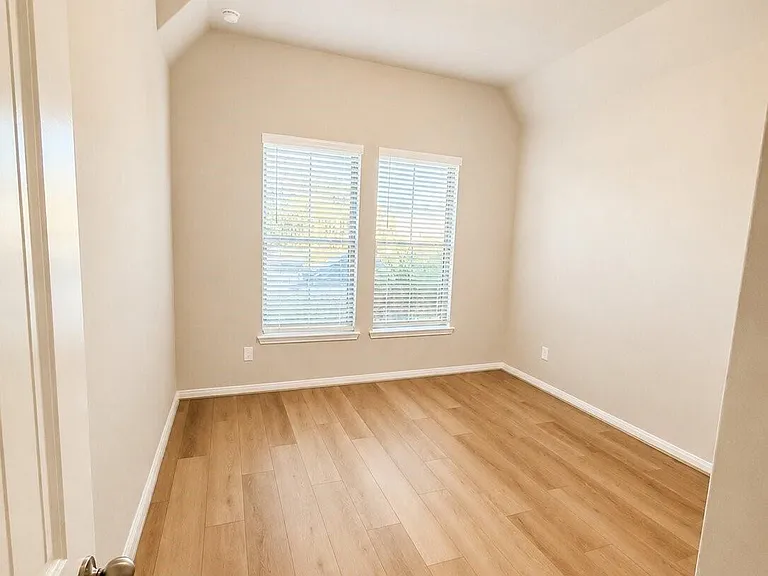 10519 Bright Cloud Dr — Photo 15