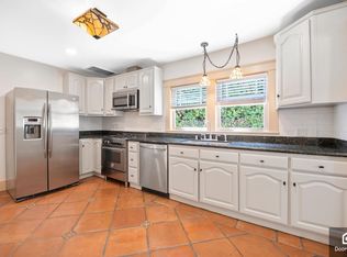 1033 W Kensington Rd, Los Angeles, CA 90026