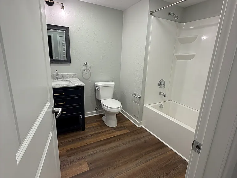 136 S Pennsylvania Ave #204 — Photo 8