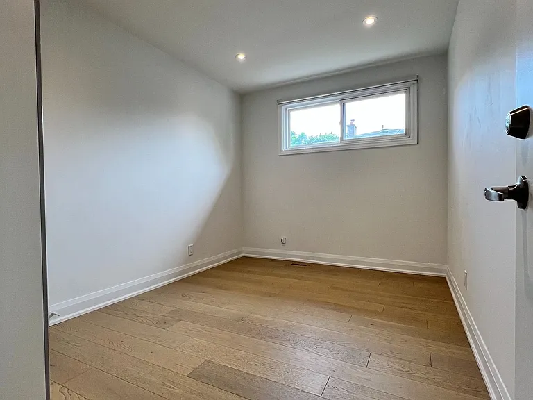 219 Beechy Dr — Photo 14